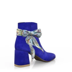 Bottines De Tous Les Jours 13817 15 Bottines De Tous Les Jours 13817 -Stripped Boutique 12219 5 0 1