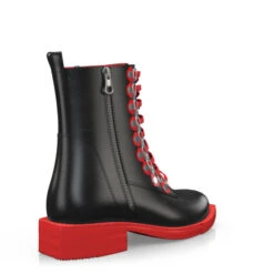 Bottines à Semelle Robuste 13943 15 Bottines à Semelle Robuste 13943 -Stripped Boutique 12345 5 0 1