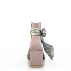 Bottines De Tous Les Jours 14579 14 Bottines De Tous Les Jours 14579 -Stripped Boutique 12981 4 0 1