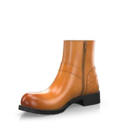 Stripped Boutique -Stripped Boutique 2492 1 0 1