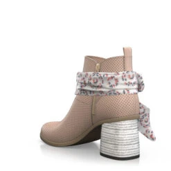 Bottines à Talon Large 29670 13 Bottines à Talon Large 29670 -Stripped Boutique 28072 3 0 1