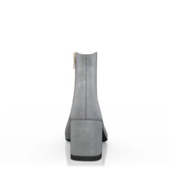 Bottines De Tous Les Jours 7676 16 Bottines De Tous Les Jours 7676 -Stripped Boutique 6076 4 0 2 1 1