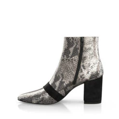 Bottines De Tous Les Jours 8182 12 Bottines De Tous Les Jours 8182 -Stripped Boutique 6582 2 0 2 1